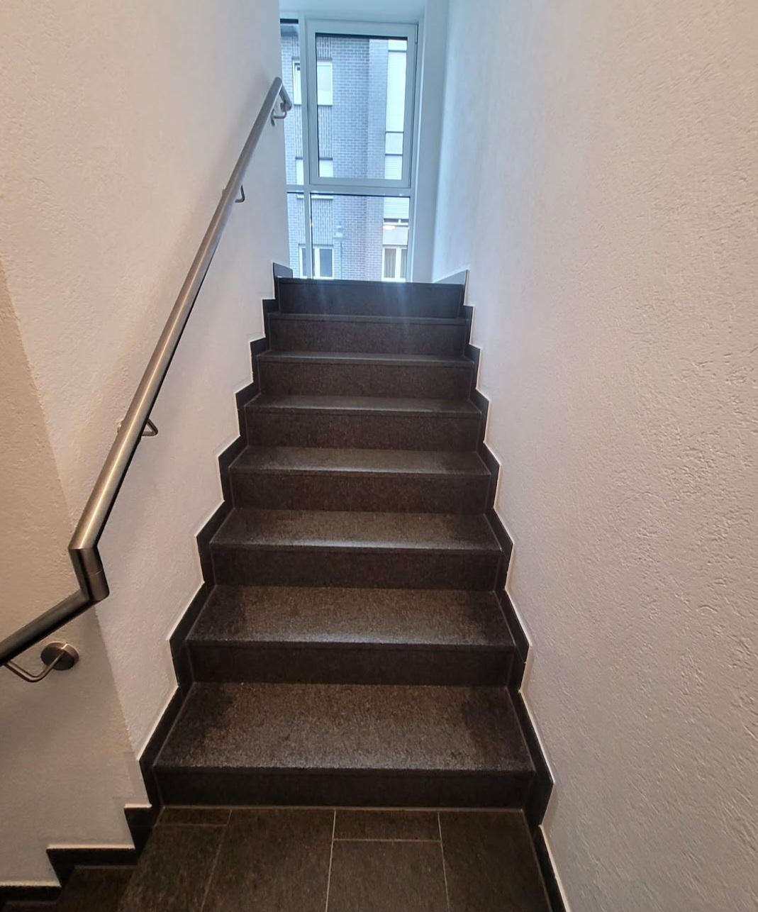 20251106_130430_Instagram